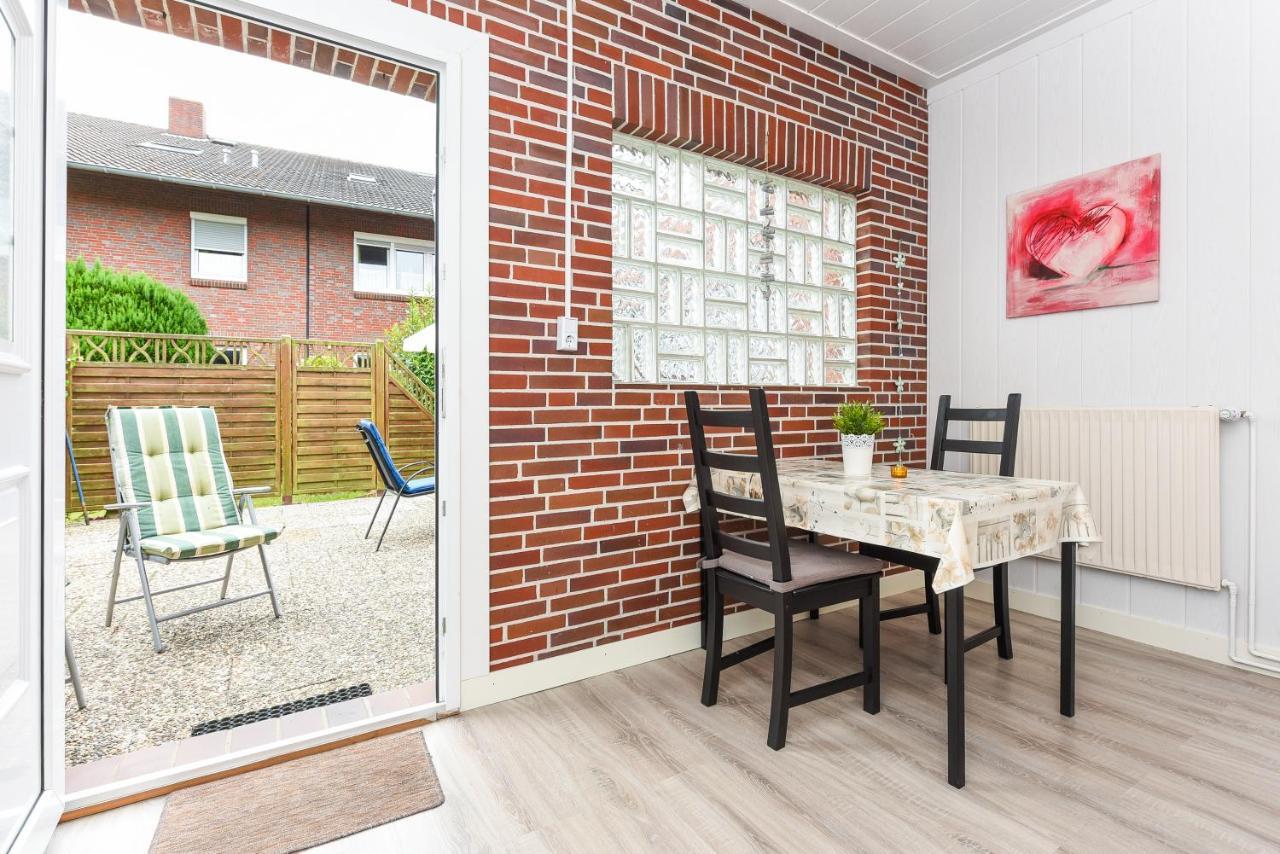 Ferienwohnungen Im Haus Waterkant Neuharlingersiel Zewnętrze zdjęcie